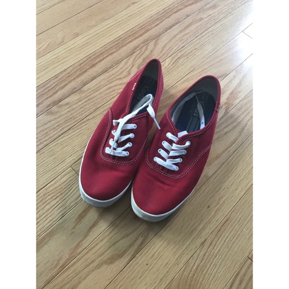 Keds Shoes - NWOT red Keds